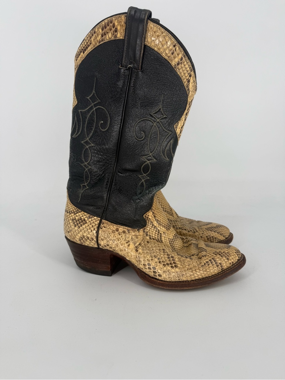 Ariat Men’s Exotic Snakeskin & Black Leather Cowboy Boots sz 7.5